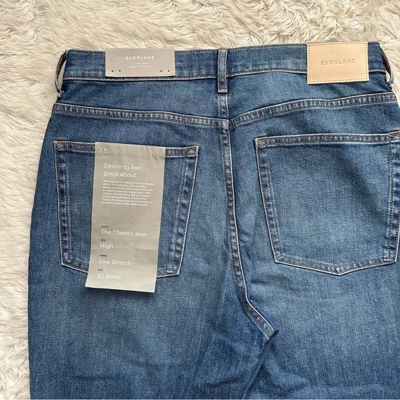 Everlane Jeans The Cheeky Jean High Rise Ankle Raw Hems Blue 30 Crop NWT New - Picture 6 of 12